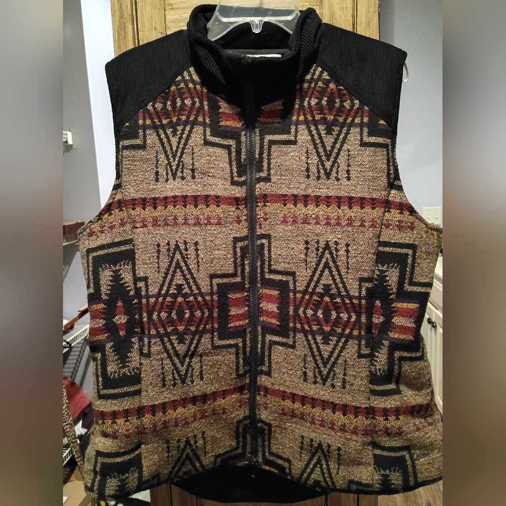 Women's Outback Trading Winter Vest, Maybell